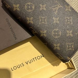 Louis Vuitton wallet